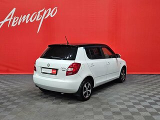 2012 Skoda Fabia II Рестайлинг, белый, 610000 рублей, вид 5