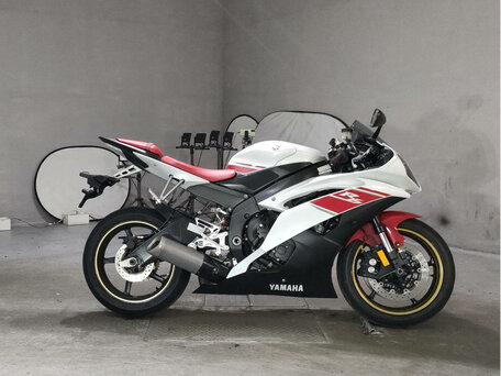 2008 Yamaha YZF-R6, белый, 635000 рублей, вид 4
