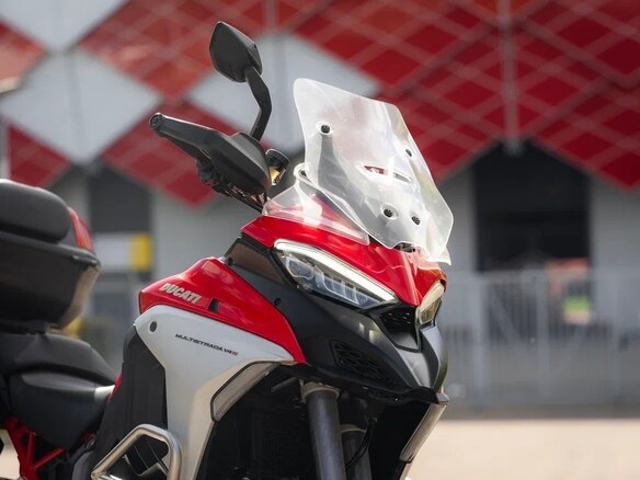 2021 Ducati Multistrada V4, красный, 1290000 рублей - вид 8