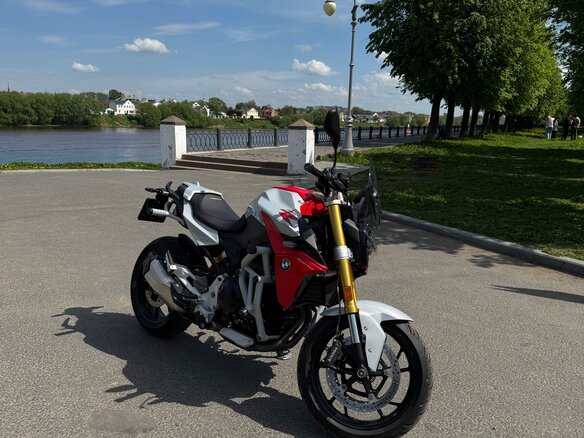 2020 BMW F 900 R, красный, 1049000 рублей