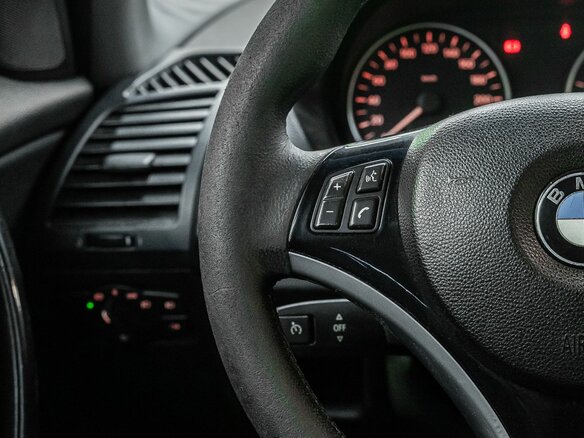 2008 BMW 1 серии 118i I (E81/E82/E87/E88) Рестайлинг, чёрный - вид 16