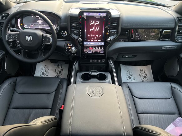 2026 Ram 1500 Rumble Bee V Рестайлинг, зелёный, 10900000 рублей - вид 12
