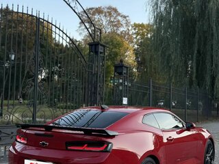 2016 Chevrolet Camaro VI, красный, 2820000 рублей, вид 4