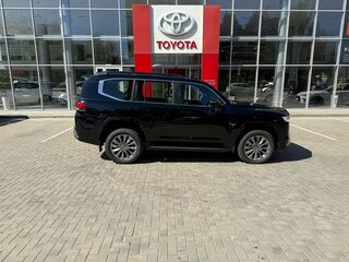 2026 Toyota Land Cruiser 300 Series, чёрный, 15400000 рублей, вид 4
