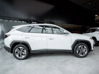2026 Hyundai Tucson IV Рестайлинг, белый, 4950000 рублей, вид 4