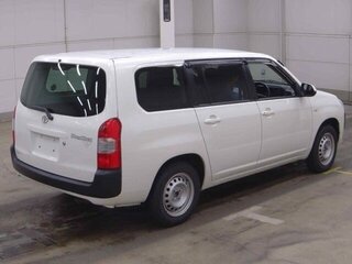 2022 Toyota Probox I Рестайлинг, белый, 1050000 рублей, вид 3