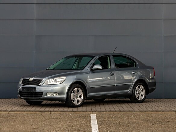 2012 Skoda Octavia II (A5) Рестайлинг, серый, 955000 рублей