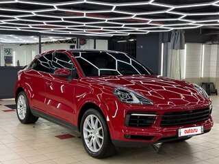 2022 Porsche Cayenne III, красный, 9990000 рублей, вид 3
