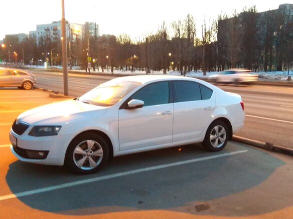 2014 Skoda Octavia III (A7), белый, 1300000 рублей - вид 14