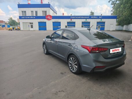 2017 Hyundai Solaris II, серый, 1156000 рублей, вид 3