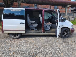 1998 Mercedes-Benz V-Класс 230 I (W638), красный, 500000 рублей, вид 4