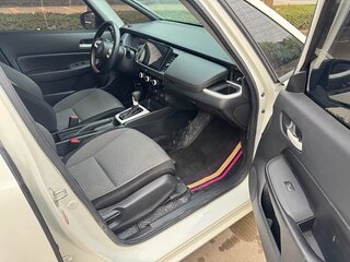 2022 Honda Fit Crosstar IV Рестайлинг, белый, 1050000 рублей, вид 5