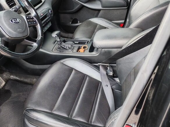 2019 Kia Sorento III Prime Рестайлинг, чёрный, 2850000 рублей - вид 8