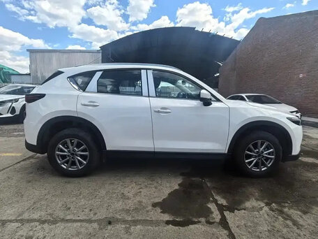 2026 Mazda CX-5 II Рестайлинг, белый, 2990004 рублей, вид 4