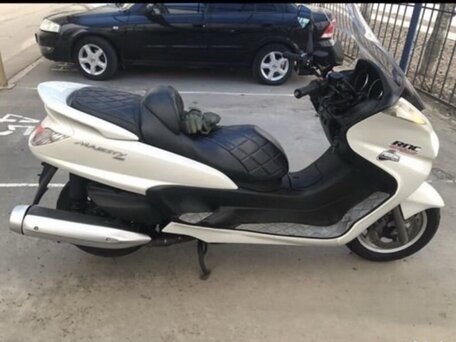 2005 Yamaha Majesty 400, белый, 270000 рублей, вид 2