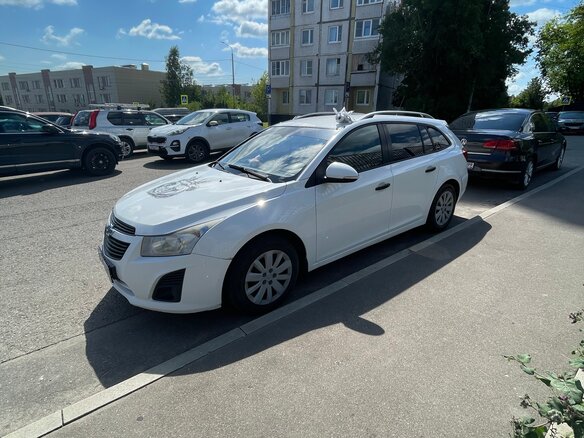 2014 Chevrolet Cruze I Рестайлинг, белый, 550000 рублей - вид 2