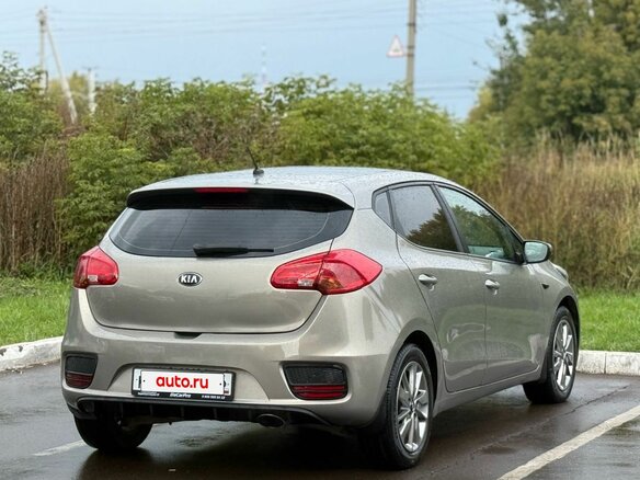 2015 Kia Ceed II Рестайлинг, бежевый, 1350000 рублей - вид 4