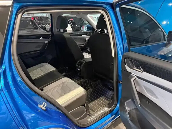 2022 Volkswagen Tayron I, синий - вид 17