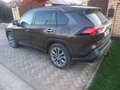 2020 Toyota RAV4 V (XA50), коричневый - вид 3