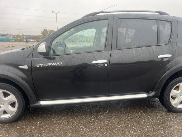 2012 Renault Sandero Stepway I, чёрный, 405000 рублей - вид 2