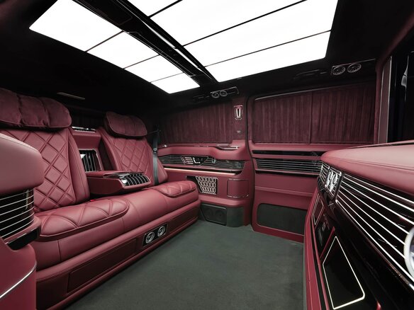 2024 Mercedes-Benz V-Класс Extra Long 300 d экстра длинный III (W447) Рестайлинг 2, чёрный, 39500000 рублей - вид 24