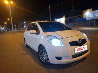 2005 Toyota Vitz II (XP90), белый, 350000 рублей, вид 2