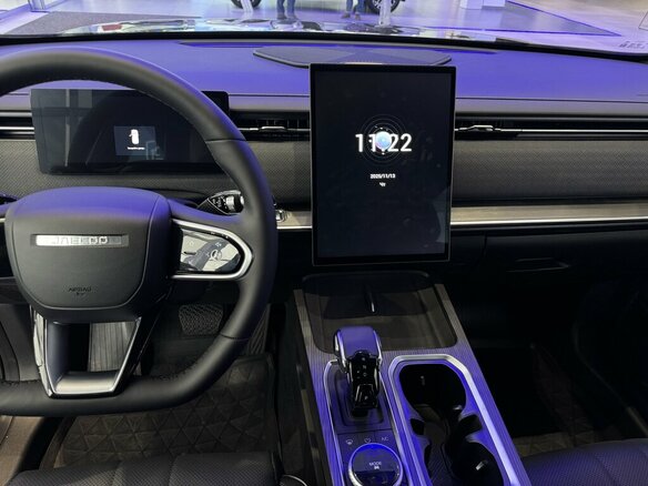 2026 Jaecoo J7 I Рестайлинг, чёрный - вид 6