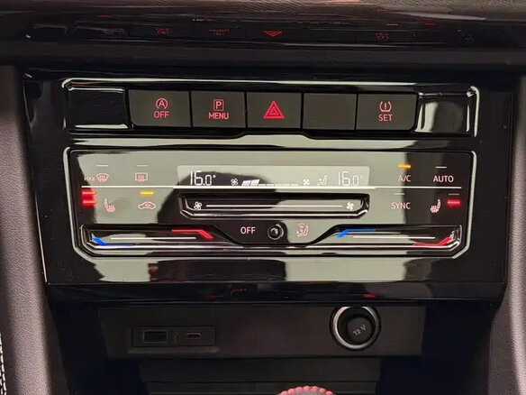 2023 Jetta VS7 I Рестайлинг 1, чёрный, 1647000 рублей - вид 11