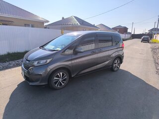 2019 Honda Freed+ II, серый, 1560000 рублей, вид 1
