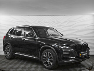 2021 BMW X5 25d IV (G05/G18), чёрный, 5600000 рублей, вид 3