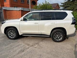 2017 Toyota Land Cruiser Prado 150 Series Рестайлинг 1, белый, 4800000 рублей, вид 5