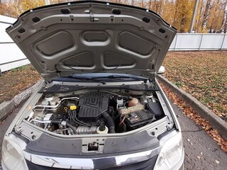 2013 Renault Logan I Рестайлинг, бежевый, 435000 рублей, вид 5