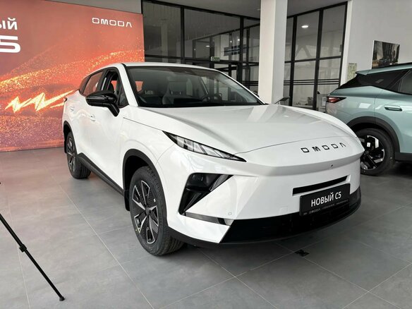 2026 Omoda C5 II, белый, 2779000 рублей - вид 2
