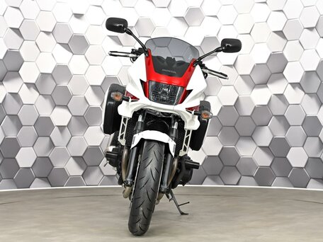 2010 Honda CB 1300, белый, 699000 рублей, вид 5
