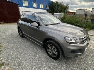 2012 Volkswagen Touareg II, серебристый, 1450000 рублей, вид 1
