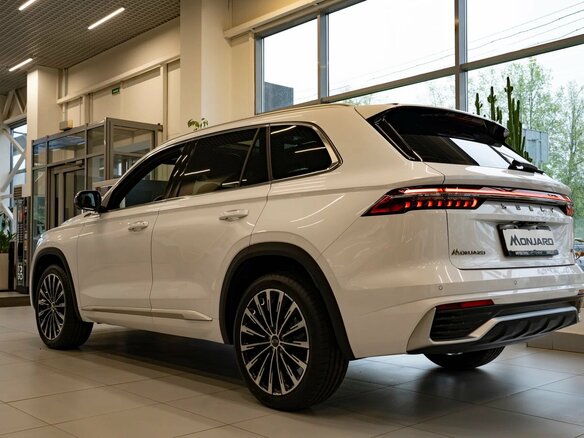 2026 Geely Monjaro I Рестайлинг, белый - вид 6