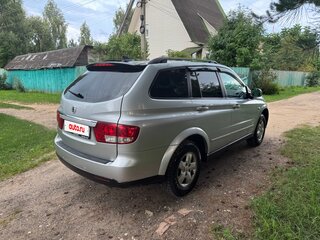2010 SsangYong Kyron 6-speed I Рестайлинг, серебристый, 725000 рублей, вид 5