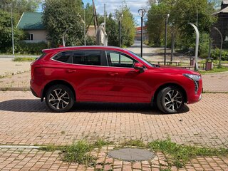 2022 Haval Jolion I, красный, 1620000 рублей, вид 4