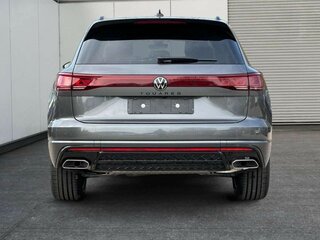 2026 Volkswagen Touareg III Рестайлинг, серый, 6990000 рублей, вид 4