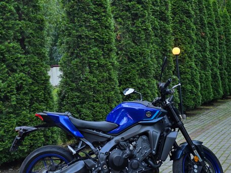 2024 Yamaha MT-09 (FZ-09), синий, 1450000 рублей, вид 2