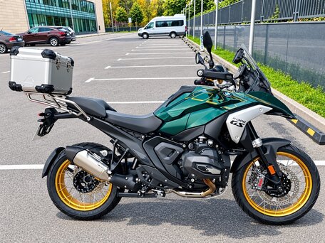 2024 BMW R 1300 GS, зелёный, 2950000 рублей, вид 2