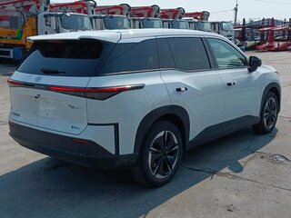 2026 Toyota bZ3X 50 kWh, белый, 2565000 рублей, вид 3