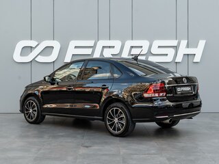 2017 Volkswagen Polo V Рестайлинг, чёрный, 930000 рублей, вид 2