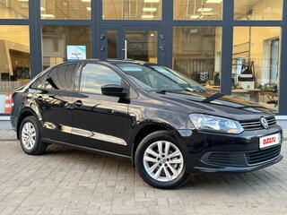 2013 Volkswagen Polo V, чёрный, 925000 рублей, вид 2