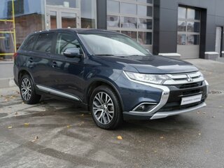 2017 Mitsubishi Outlander III Рестайлинг 2, синий, 1880000 рублей, вид 3