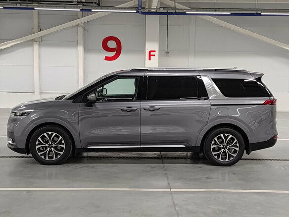 2023 Kia Carnival IV, серый, 3699000 рублей - вид 7