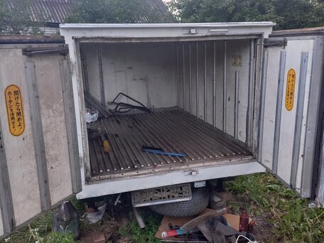 1989 Nissan Vanette, красный, 300000 рублей, вид 3