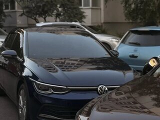 2021 Volkswagen Golf VIII, синий, 2250000 рублей, вид 4