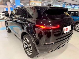 2026 Land Rover Range Rover Evoque II Рестайлинг, чёрный, 5400000 рублей, вид 4