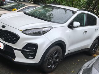 2019 Kia Sportage IV Рестайлинг, белый, 2180000 рублей, вид 1